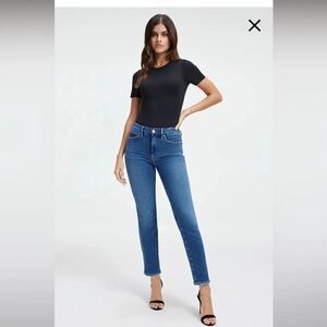 Good American Good Classic Jeans
